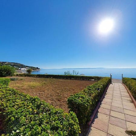 Marine Apartments Venetiko Paralia Agias Foteinis Eksteriør billede