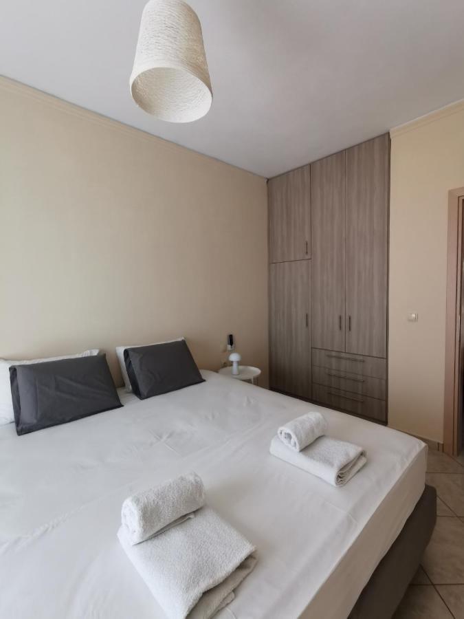 Marine Apartments Venetiko Paralia Agias Foteinis Eksteriør billede