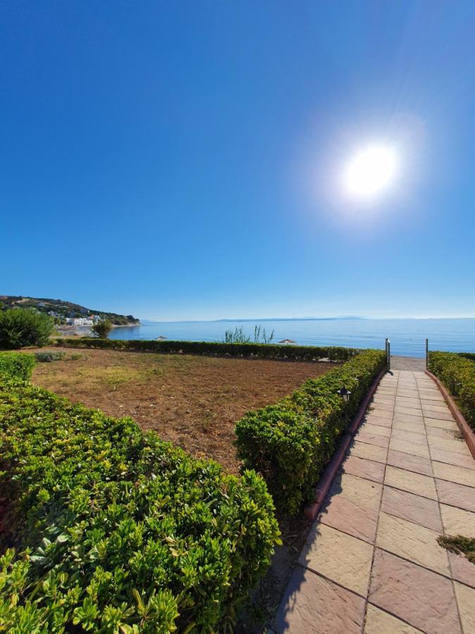 Marine Apartments Venetiko Paralia Agias Foteinis Eksteriør billede