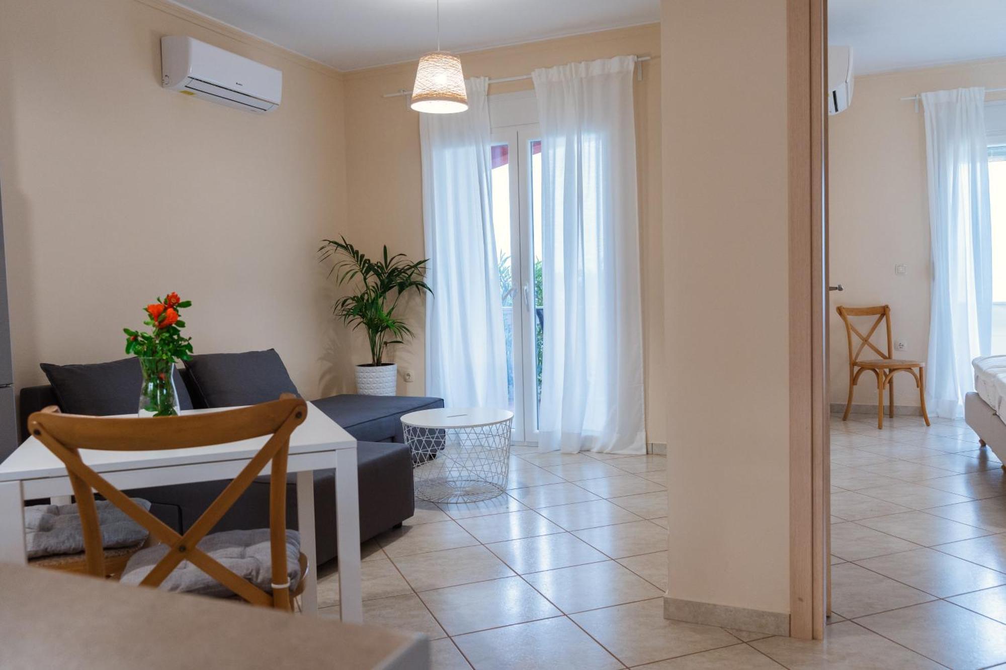Marine Apartments Venetiko Paralia Agias Foteinis Eksteriør billede